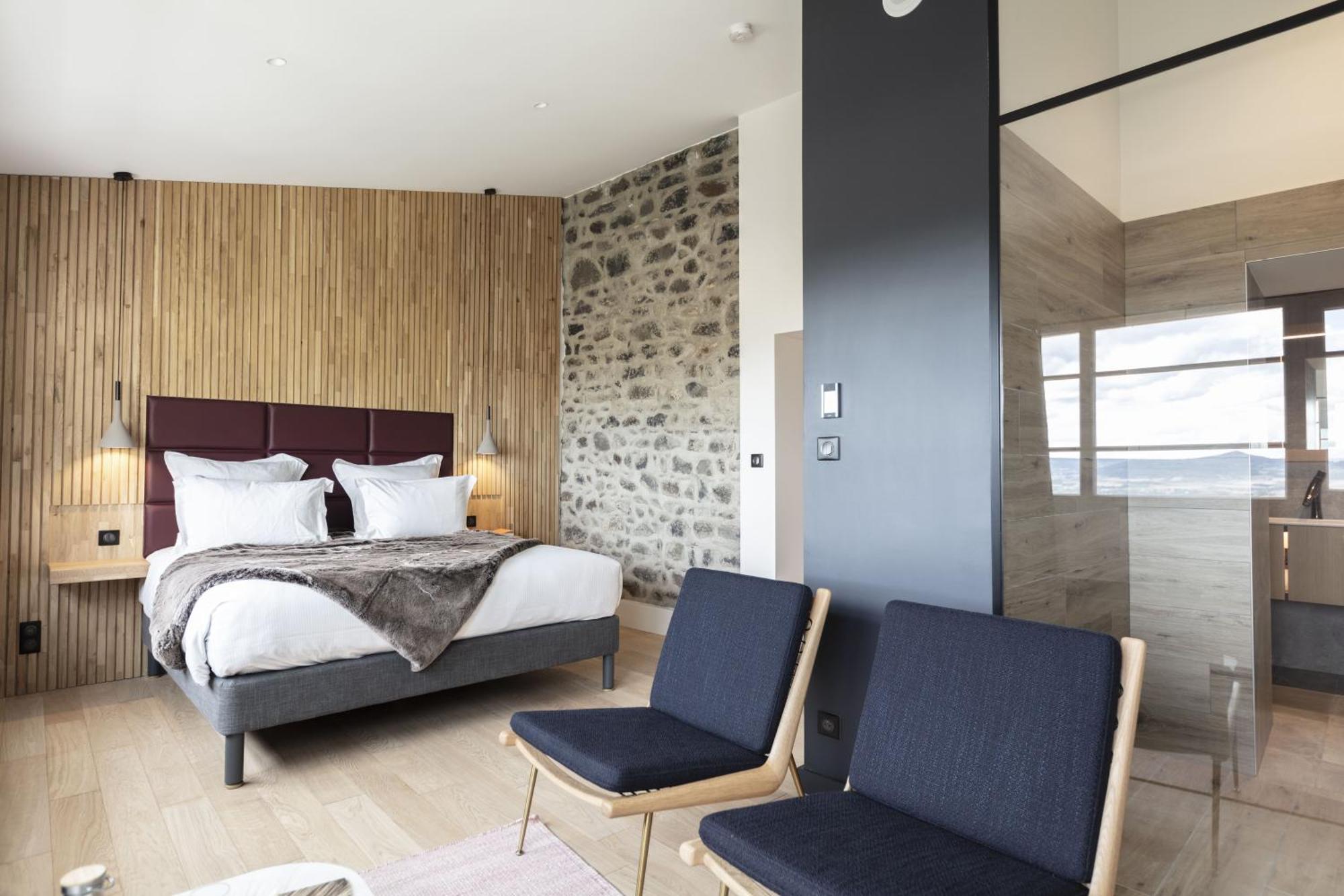 Hotel & Restaurant Origines Par Adrien Descouls - Teritoria Le Broc (Puy-de-Dome)