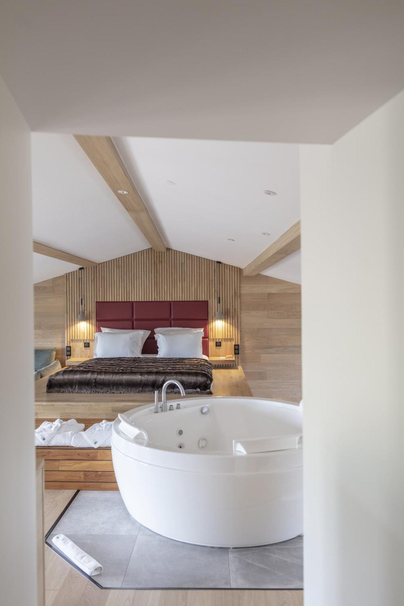 Origines Par Adrien Descouls Hotel 5*