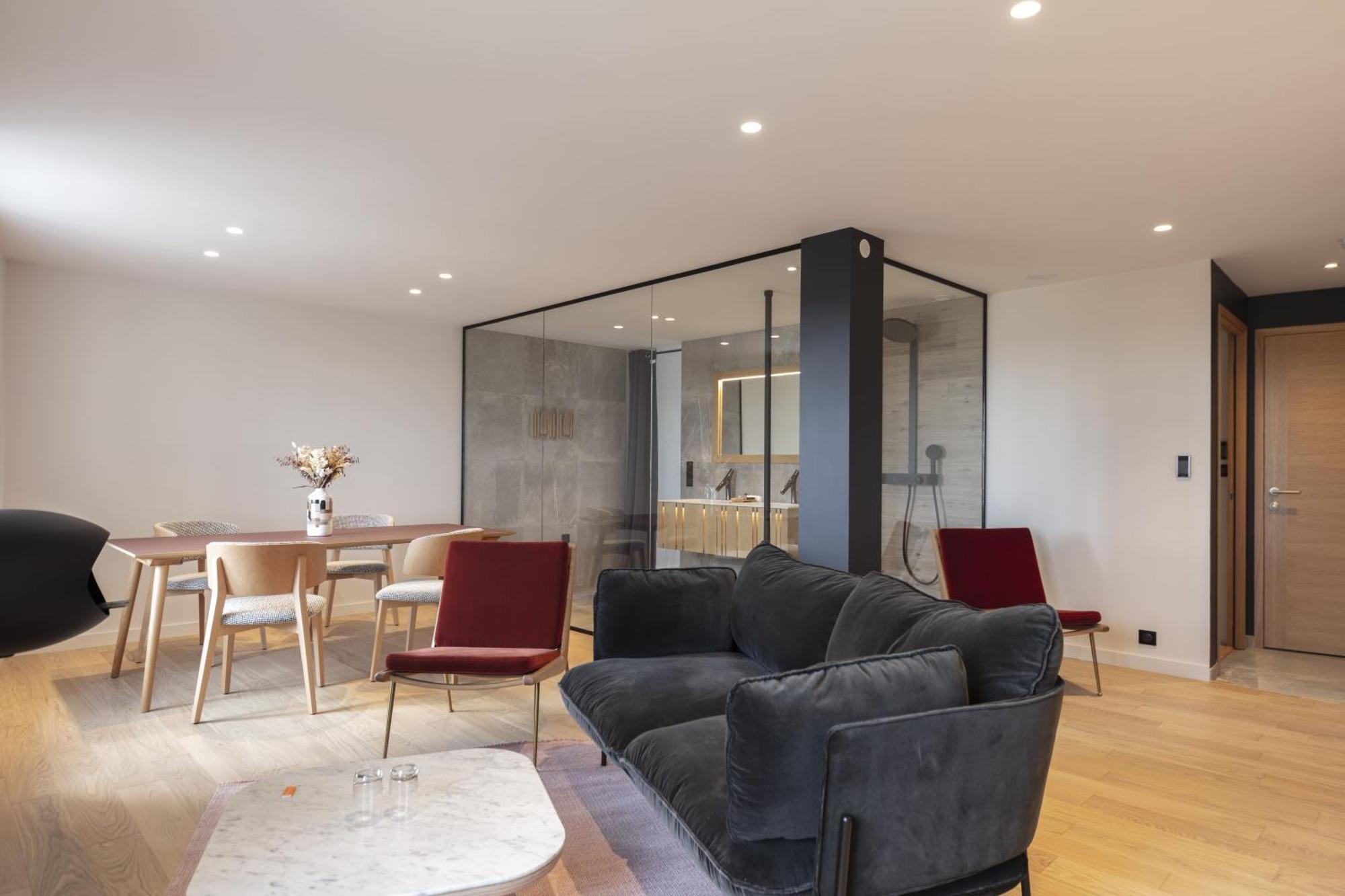 Hotel & Restaurant Origines Par Adrien Descouls - Teritoria 5*