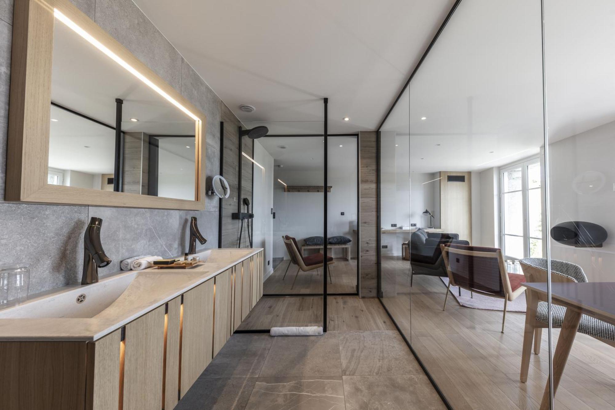 & Restaurant Origines Par Adrien Descouls - Teritoria Hotel 5*