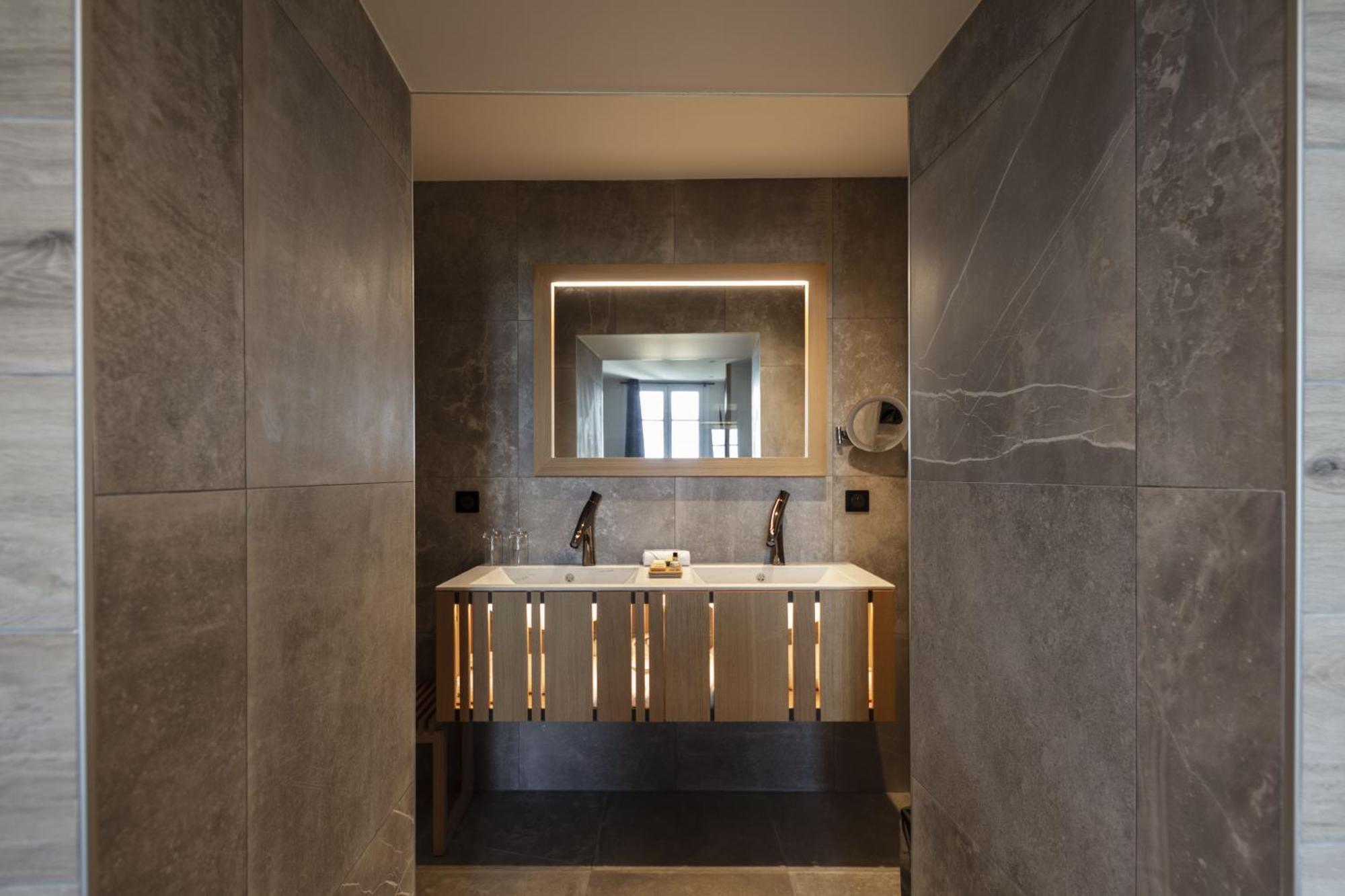 Origines Par Adrien Descouls Hotel Le Broc (Puy-de-Dome)