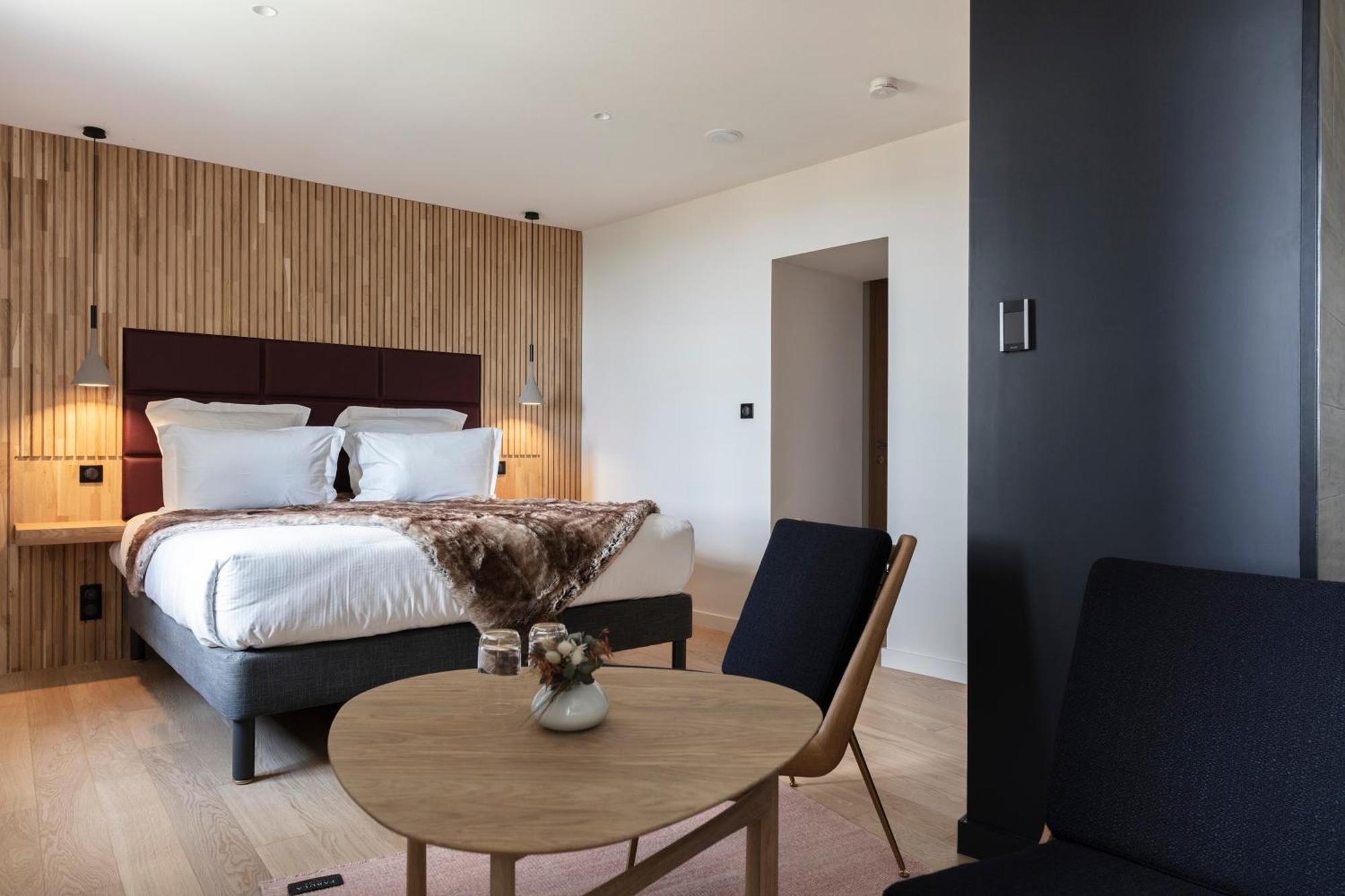 Hotel Origines Par Adrien Descouls 5*